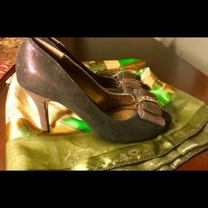 Women’s dress shoes